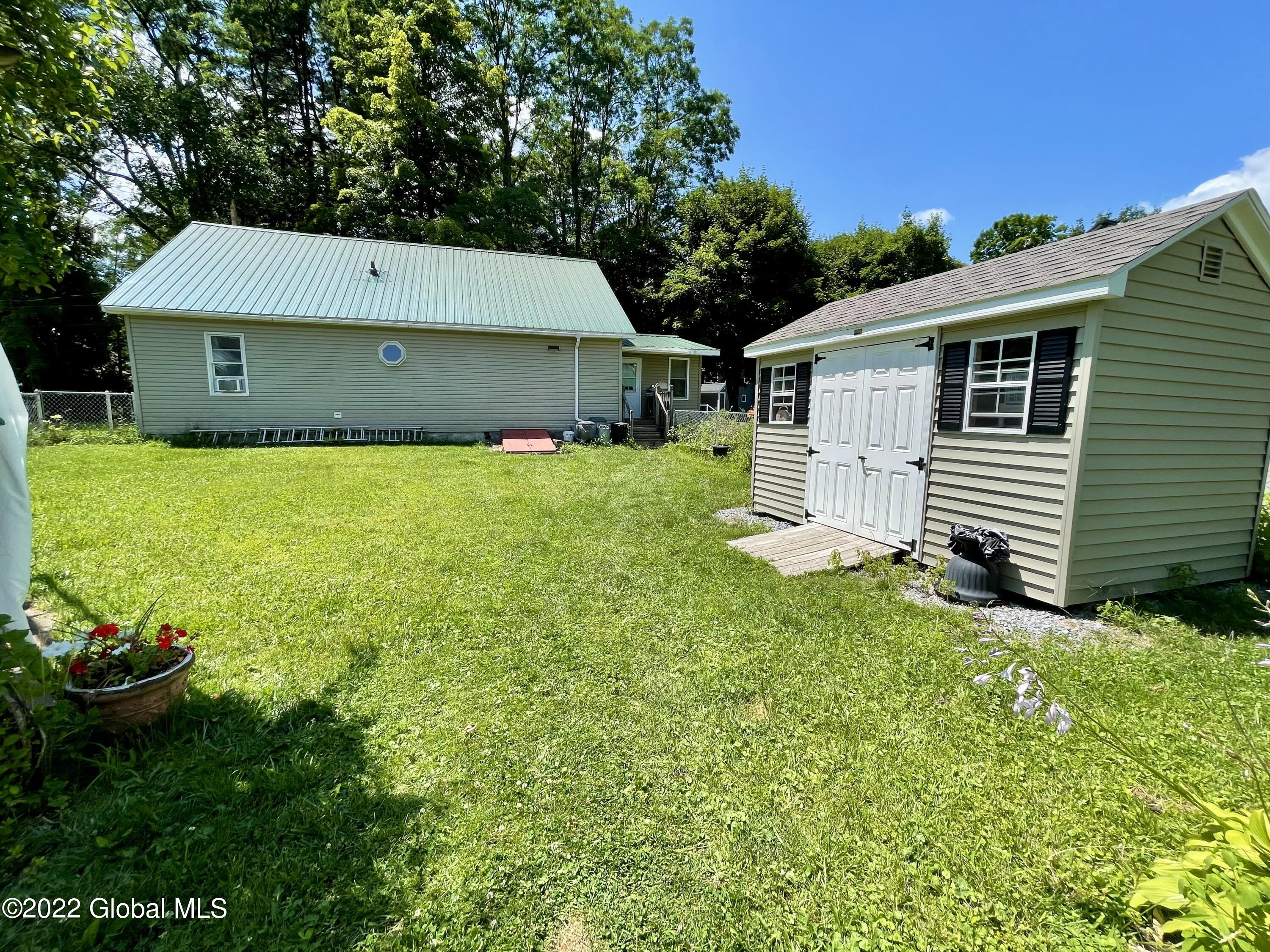 120122 Teal Avenue in Broadalbin, NY Listed For 370,000.00 by Chad