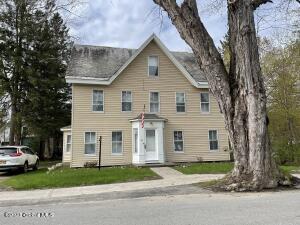 74 Riverside Drive Chestertown, NY 12817