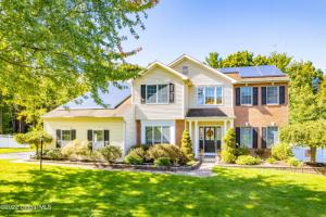 21 Aavelord Boulevard, Troy, NY 12180