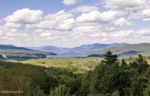 69 Mohawk Mountain Road, Lake George, NY 12845