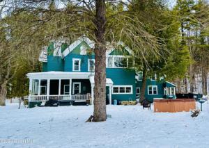 10 Landon Hill Road Chestertown, NY 12817