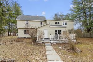 102 Stewart Point Road, Nassau, NY 12123