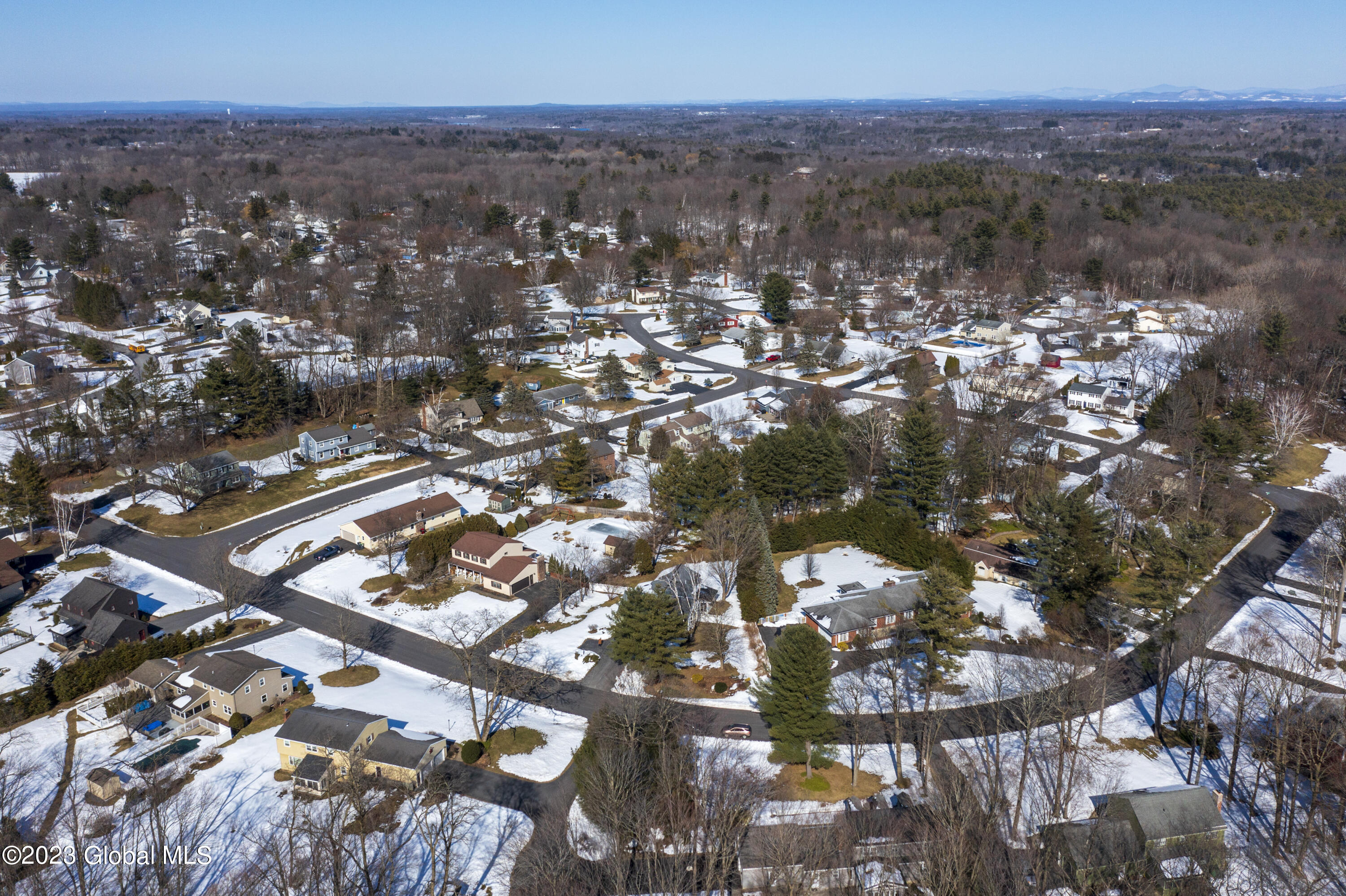 107 Hollister Way , Burnt Hills, NY 12027