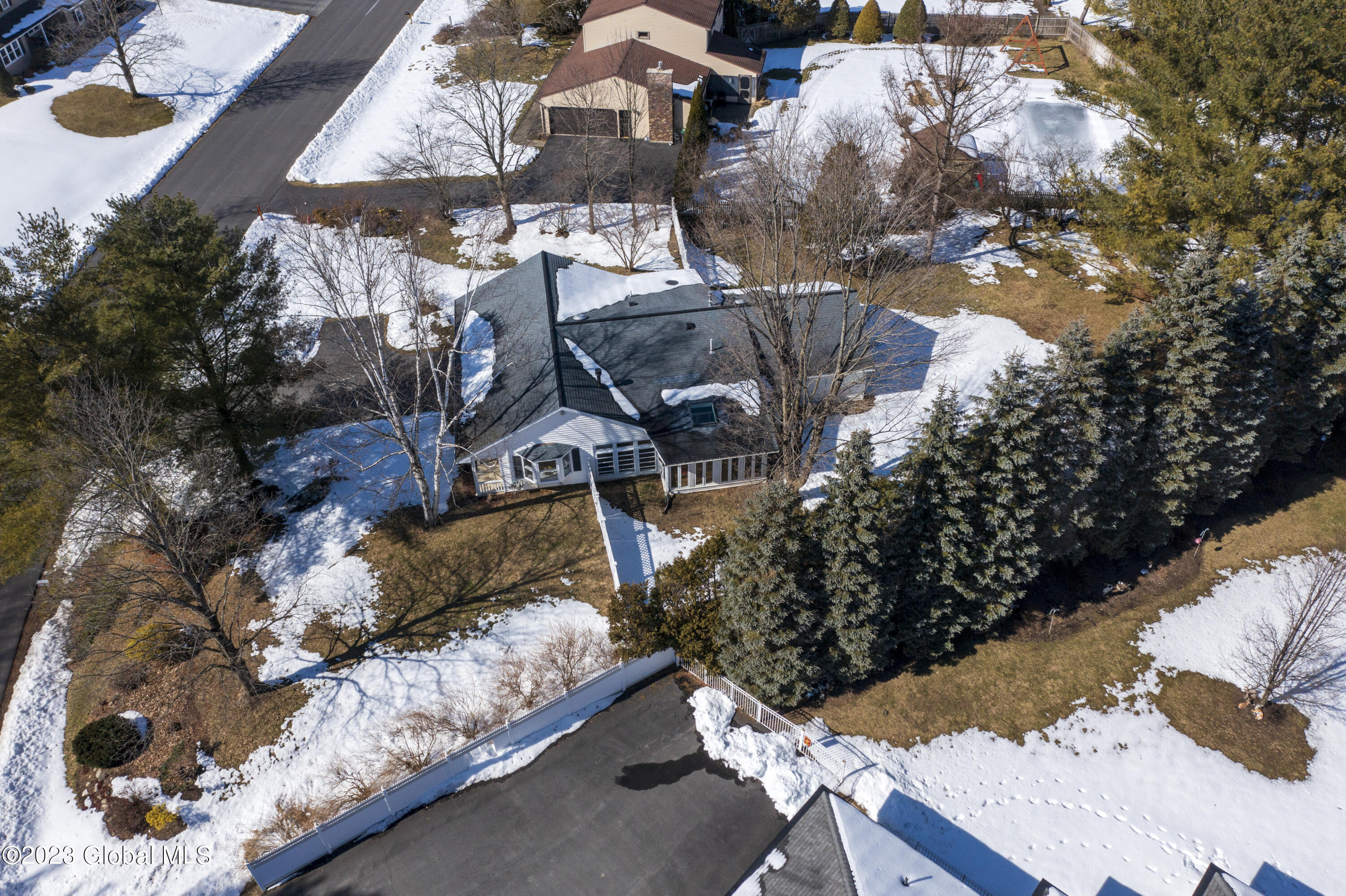 107 Hollister Way , Burnt Hills, NY 12027