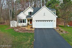 48 Carstead Drive, Slingerlands, NY 12159
