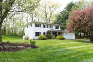 45 Daniel Street, Slingerlands, NY 12159