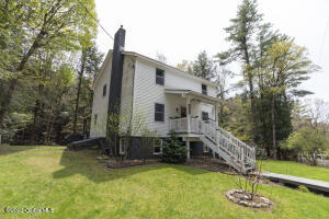 197 Hans Creek Road, Broadalbin, NY 12025