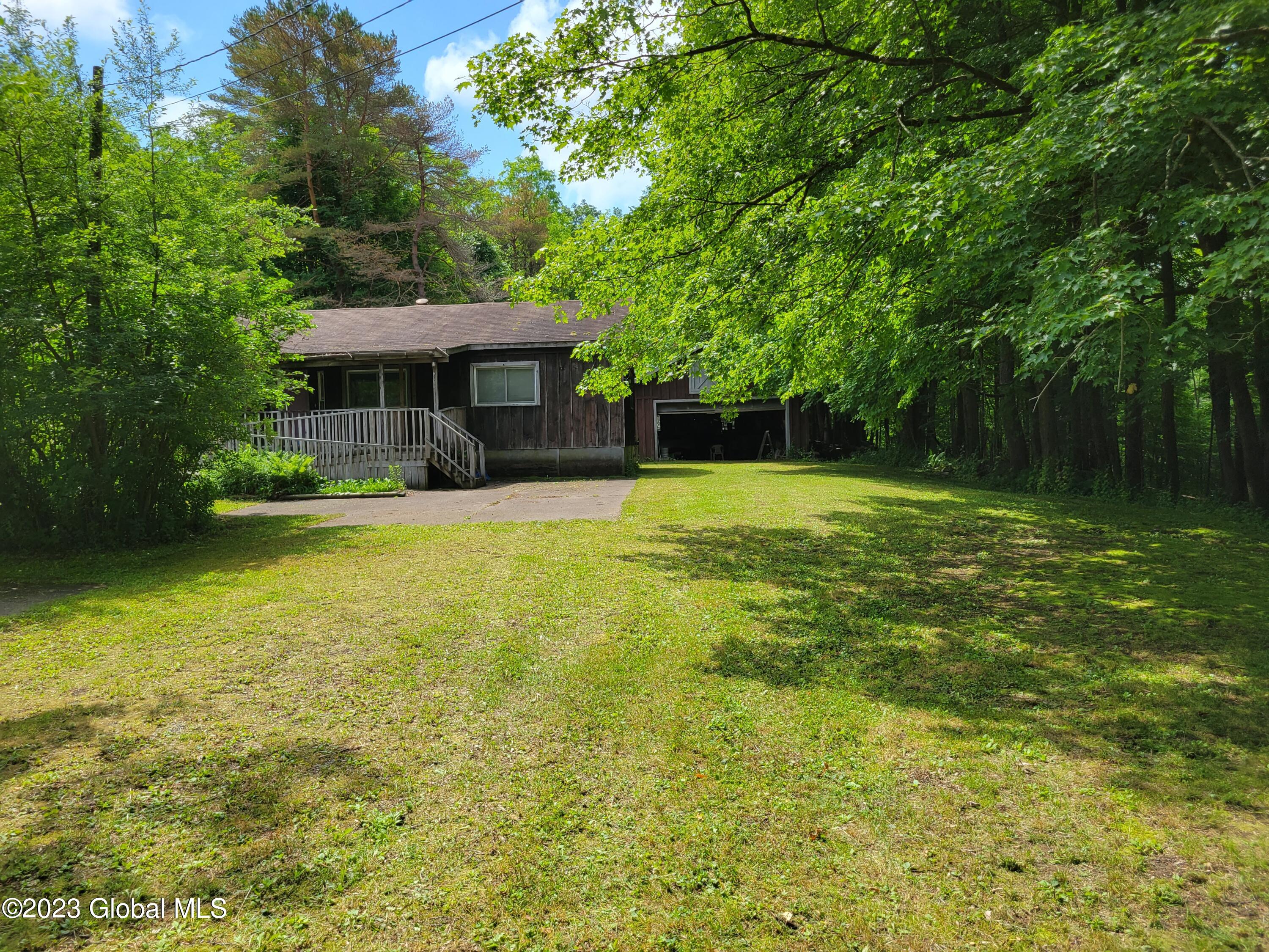 356 N Greenfield Road, Porter Corners, NY Property Listing from