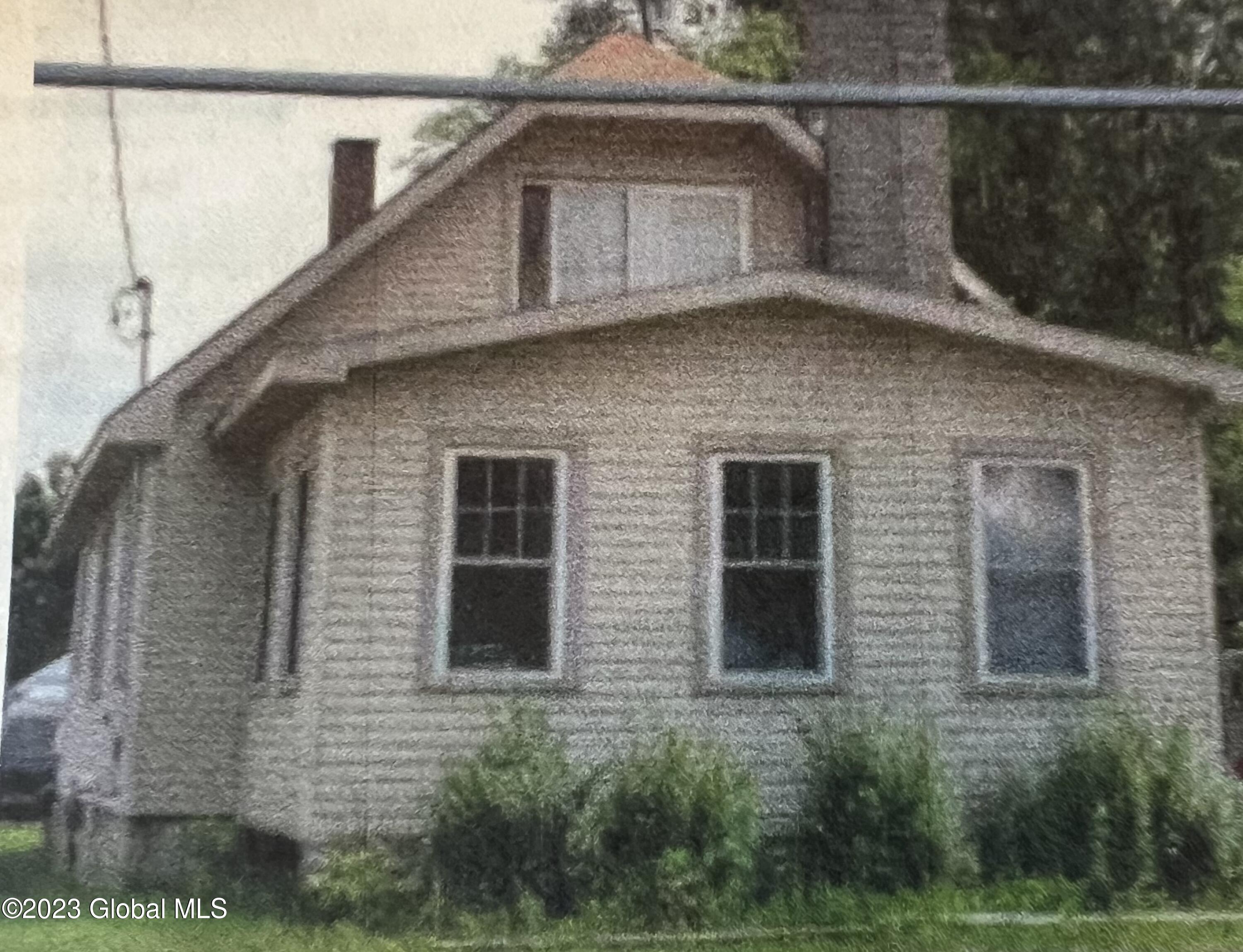 42 Main Street Street, Queensbury, NY Property Listing from DaviesDavies