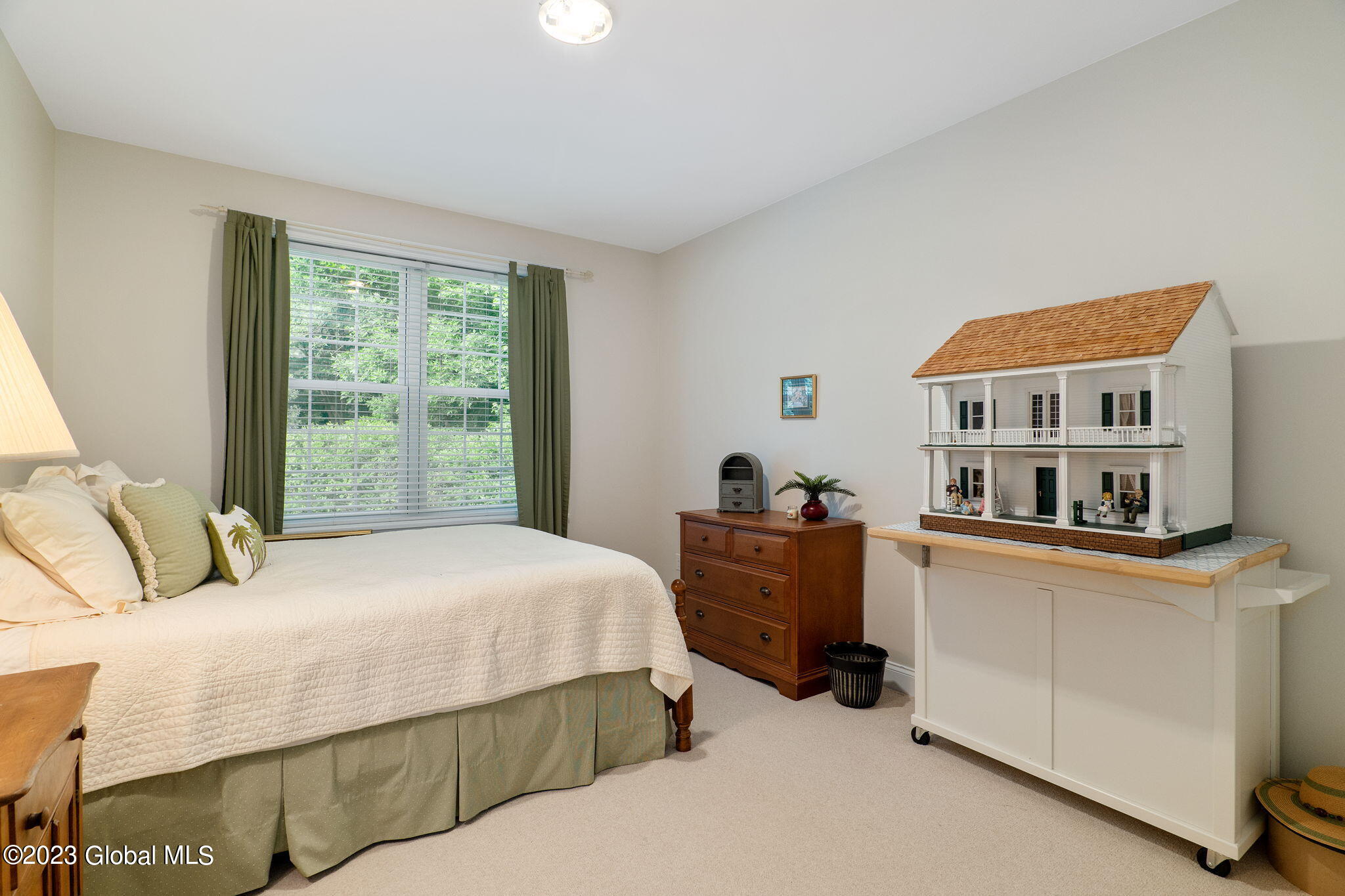 222 Pinewood Drive in Schenectady, NY Listed For 499,900.00 by Kellie