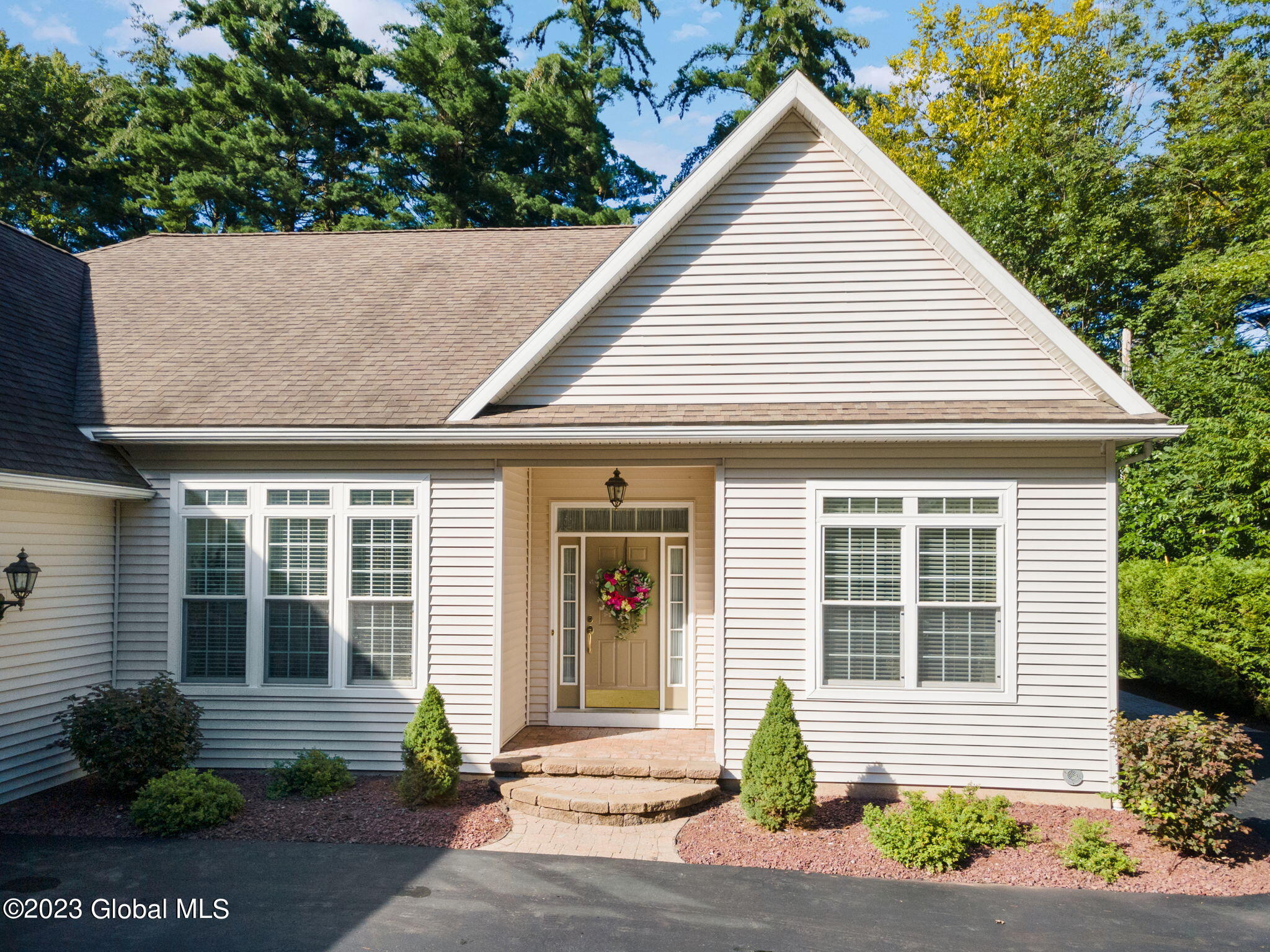 222 Pinewood Drive in Schenectady, NY Listed For 499,900.00 by Kellie