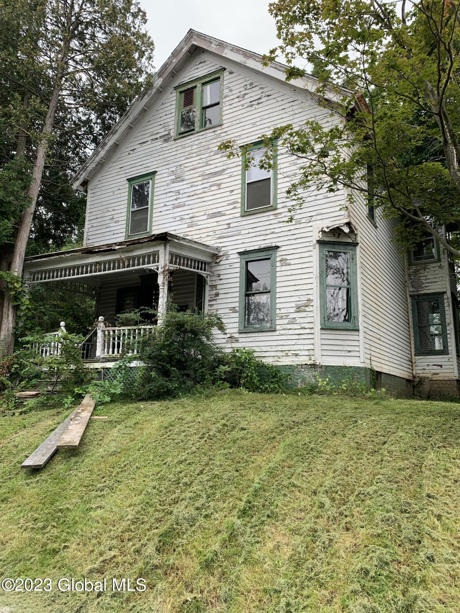 32 Grand Street, Catskill, NY Property Listing from DaviesDavies