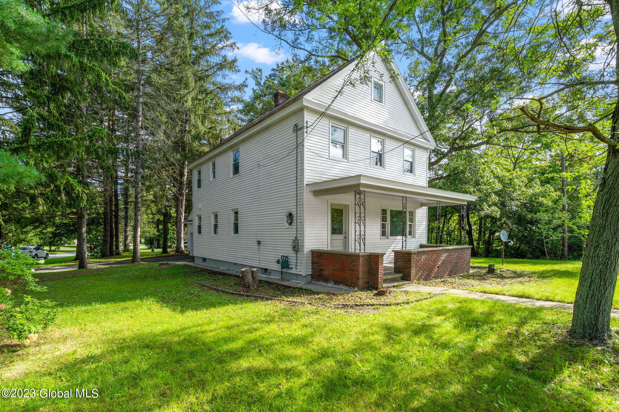 2823 Troy Schenectady Road in Schenectady, NY Listed For 384,900.00 by