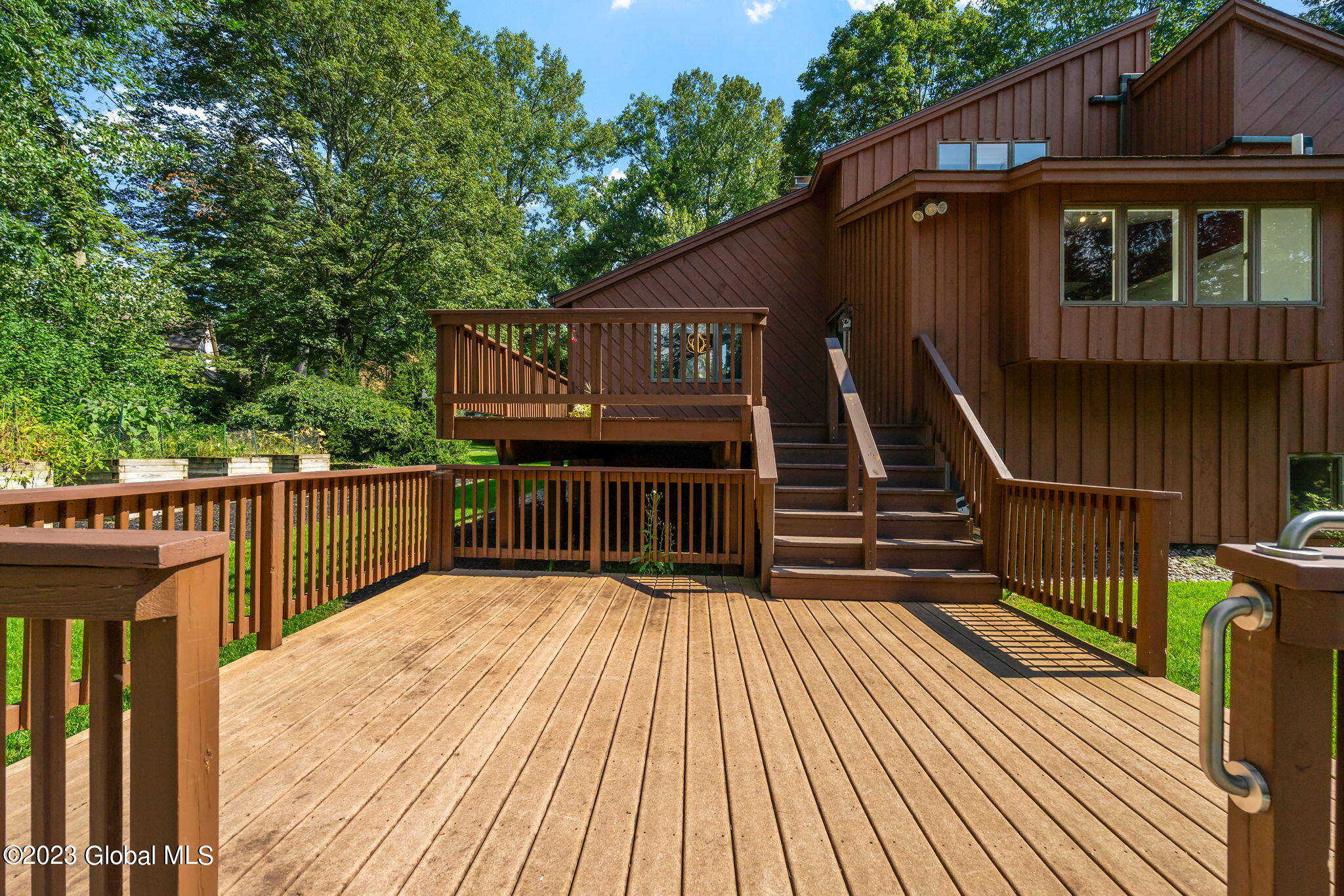 217 W Bentwood Court in Albany, NY Listed For 595,000.00 by Kevin