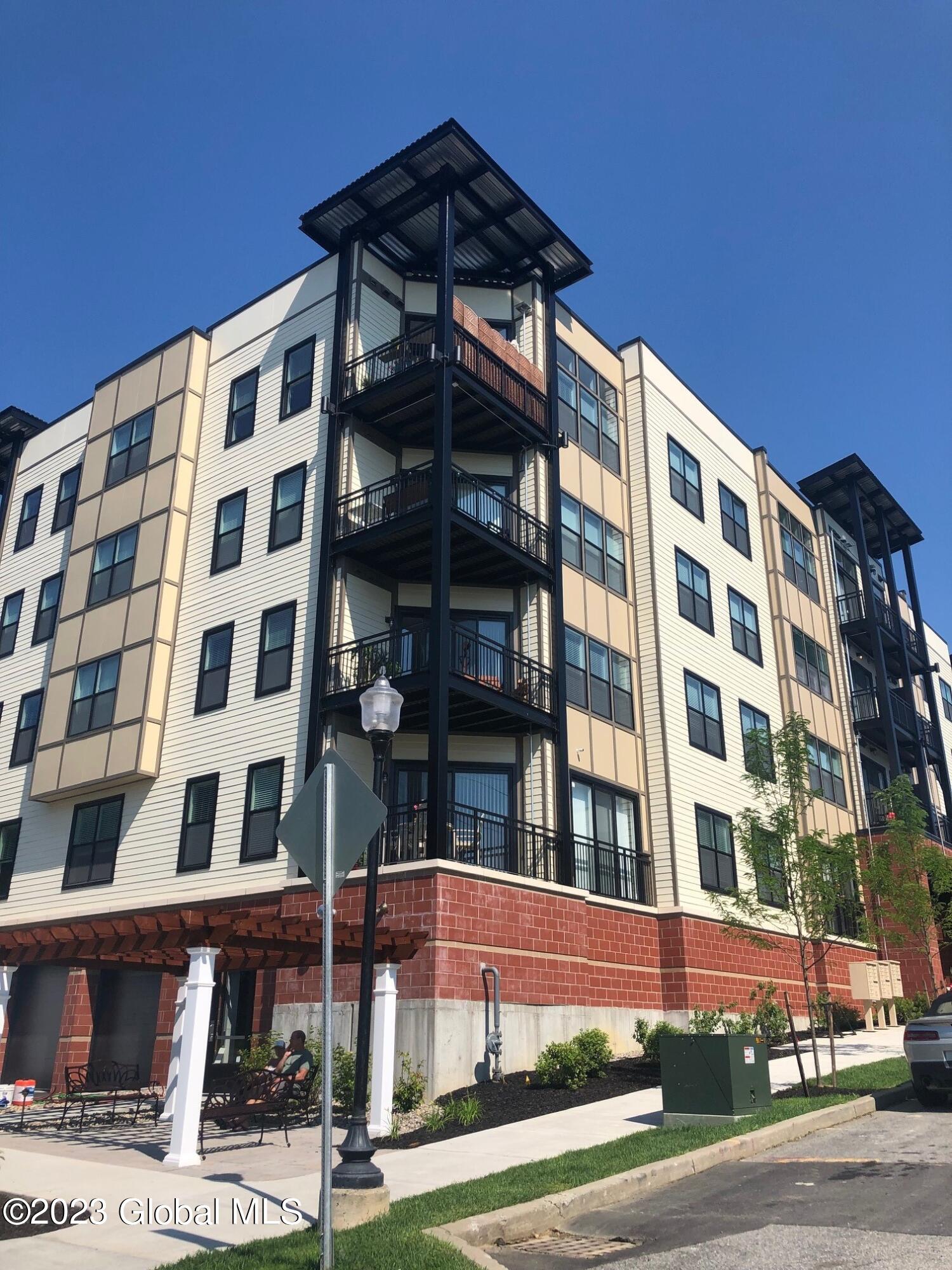 308 Excelsior Avenue, Saratoga Springs, NY Property Listing from DaviesDavies