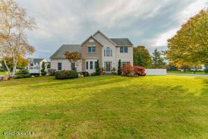 1 Chanelle Court, Loudonville, NY 12211