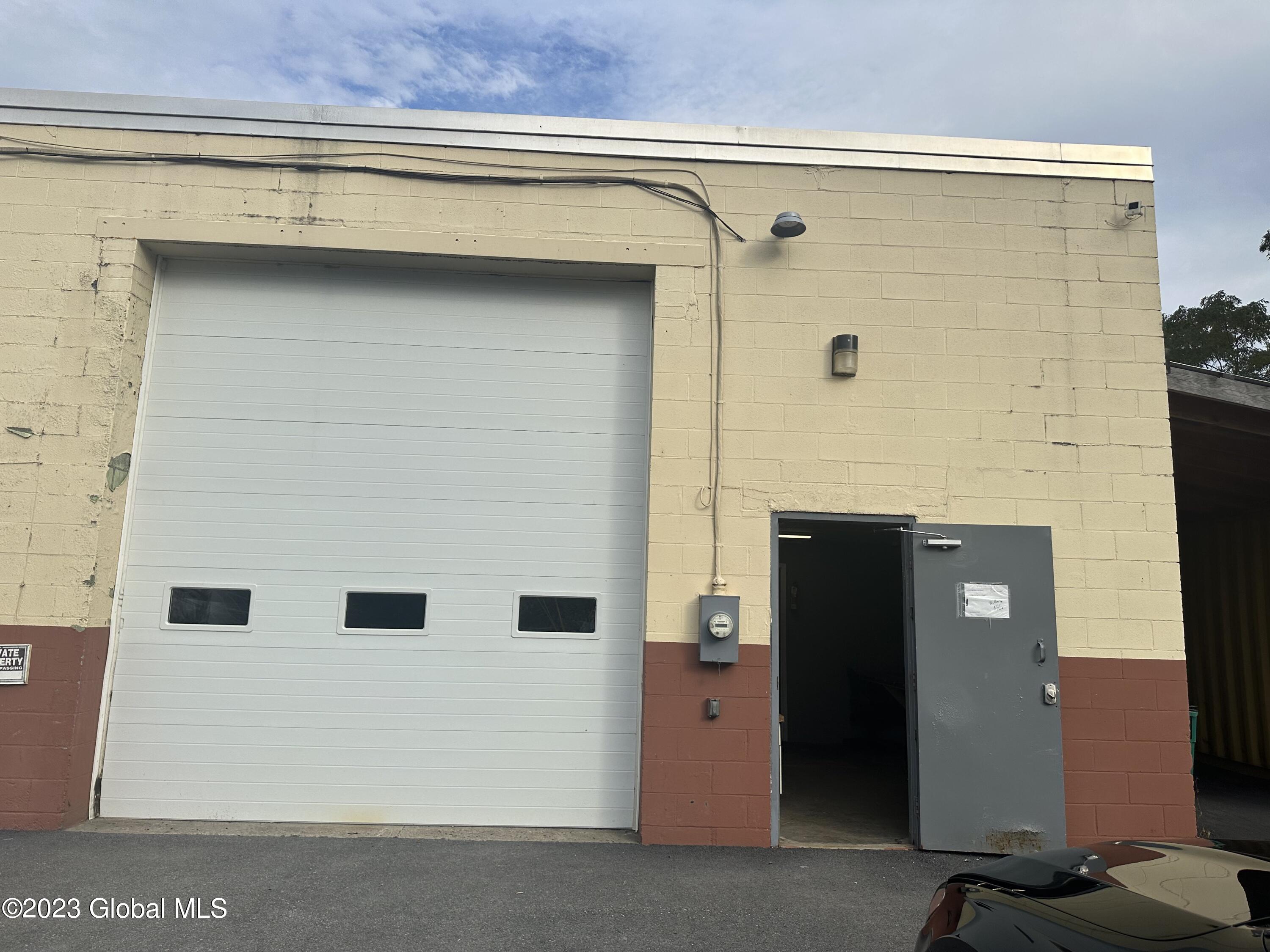 1001 Wedgewood in Schenectady, NY Listed For 15.00 by Karen Zalewski