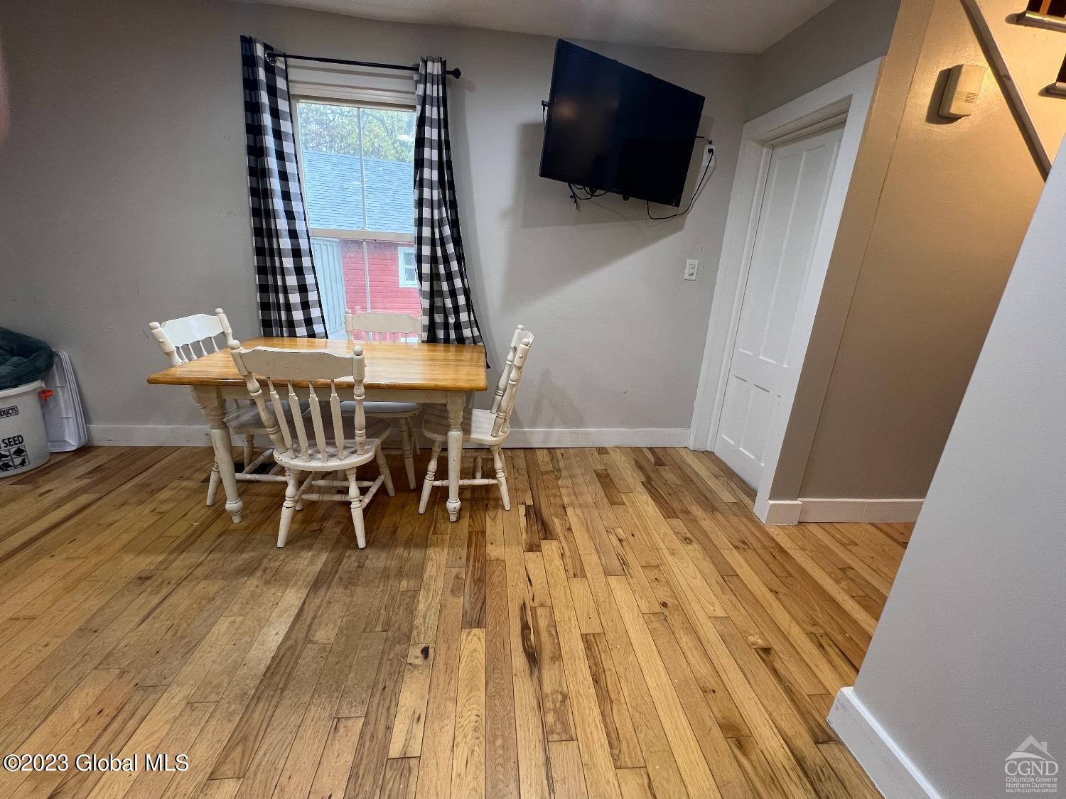 350 Route 25 in Hudson, NY Listed For 599,000.00 by Karen L Davala for