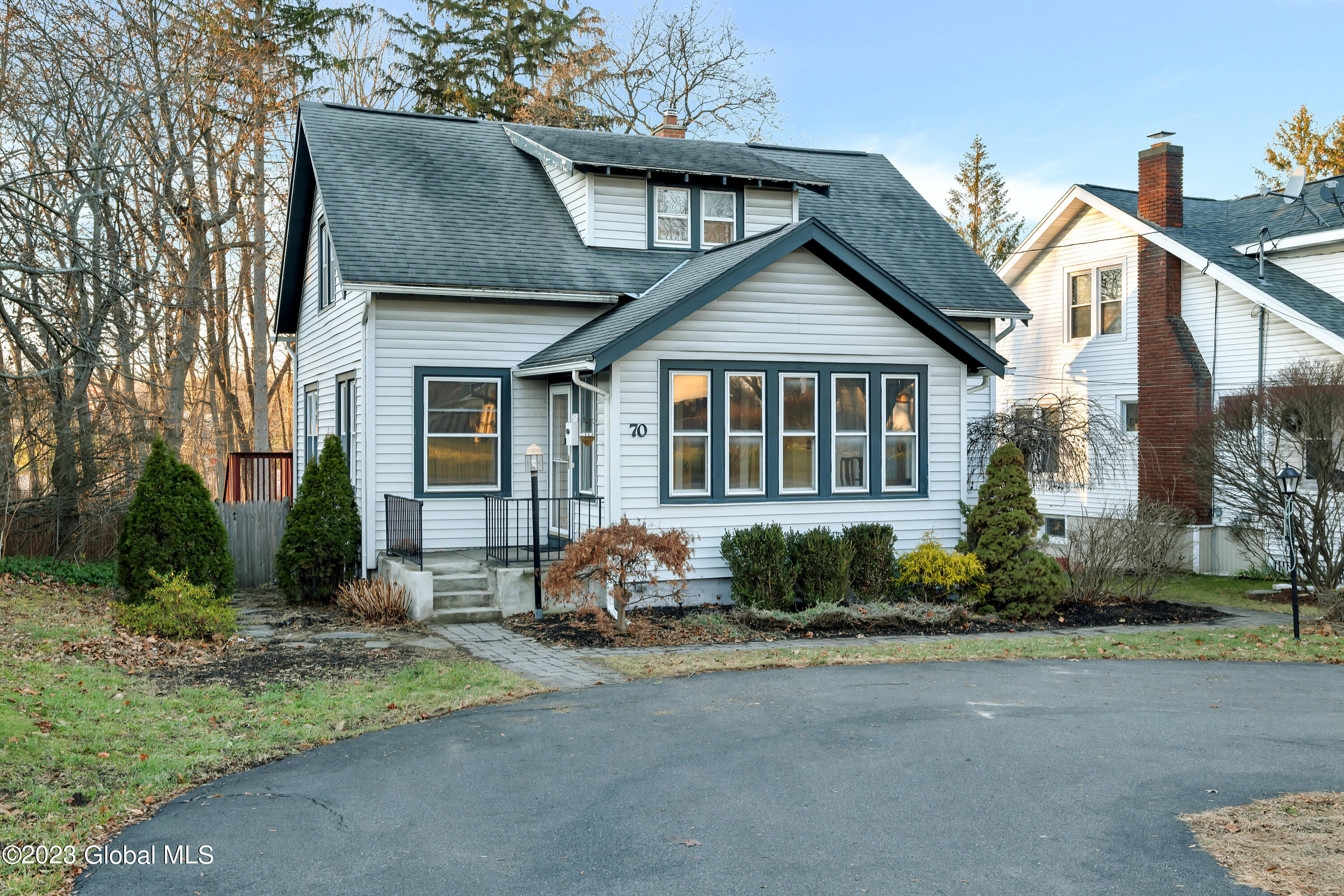 70 Old Loudon Road, Latham, NY Property Listing from DaviesDavies