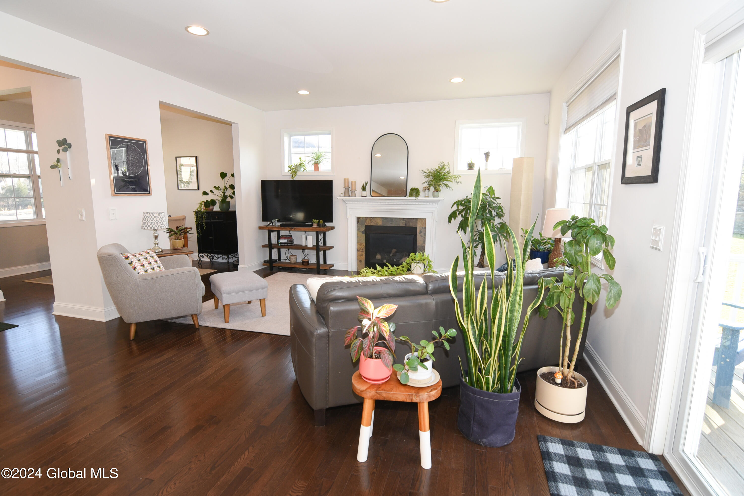 23 Pamela Lane in Saratoga Springs, NY Listed For 677,500.00 by