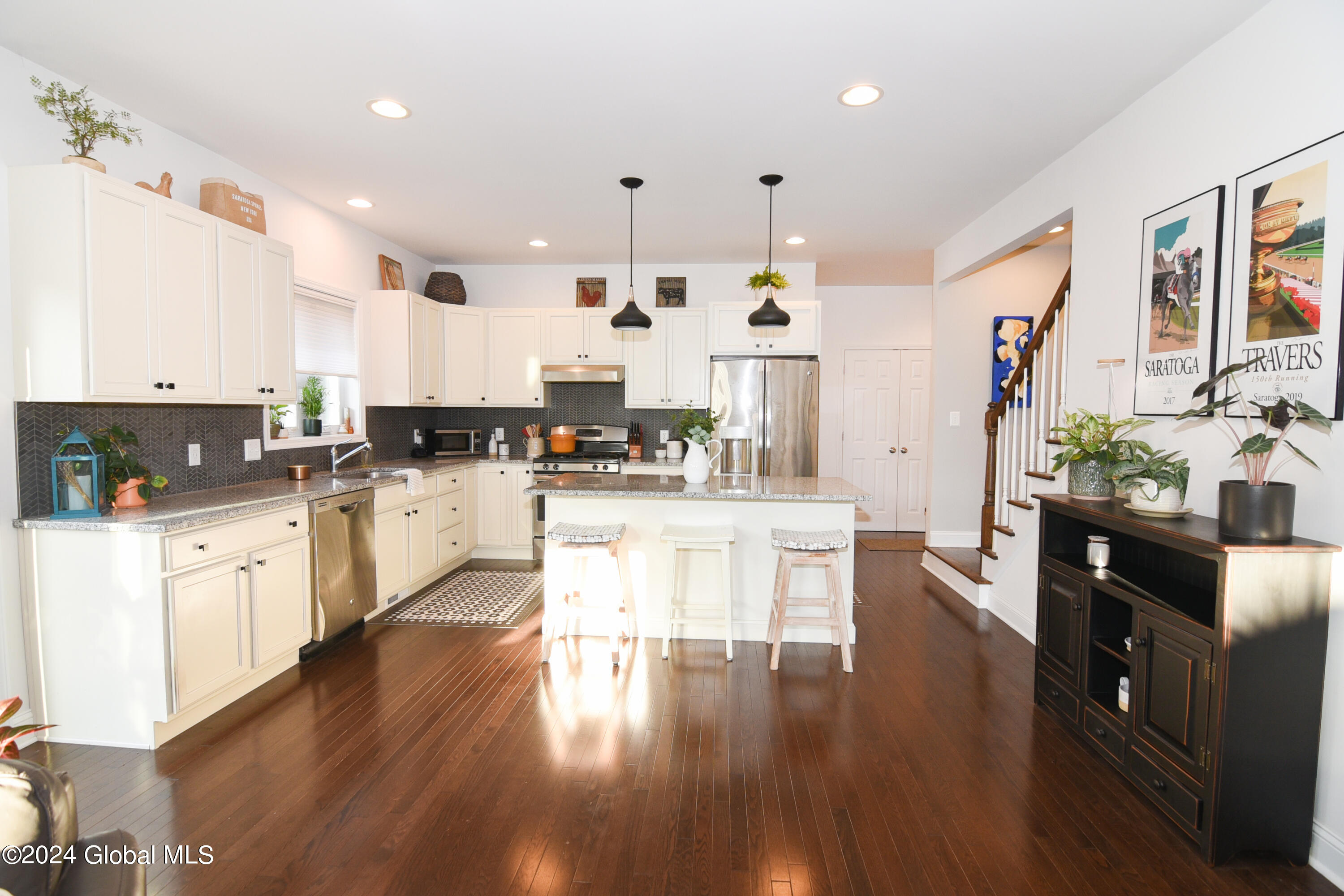 23 Pamela Lane in Saratoga Springs, NY Listed For 695,000.00 by