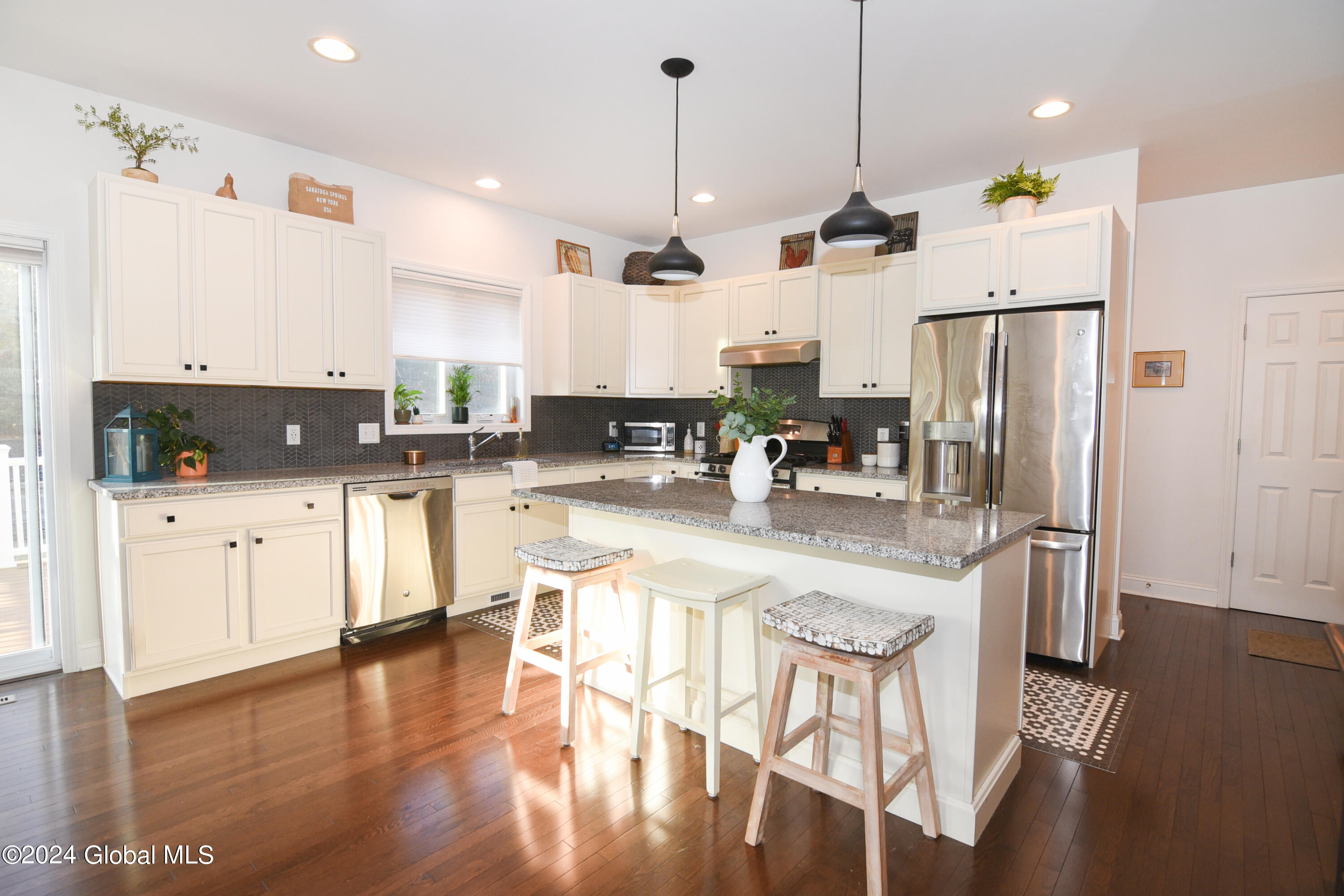 23 Pamela Lane in Saratoga Springs, NY Listed For 695,000.00 by