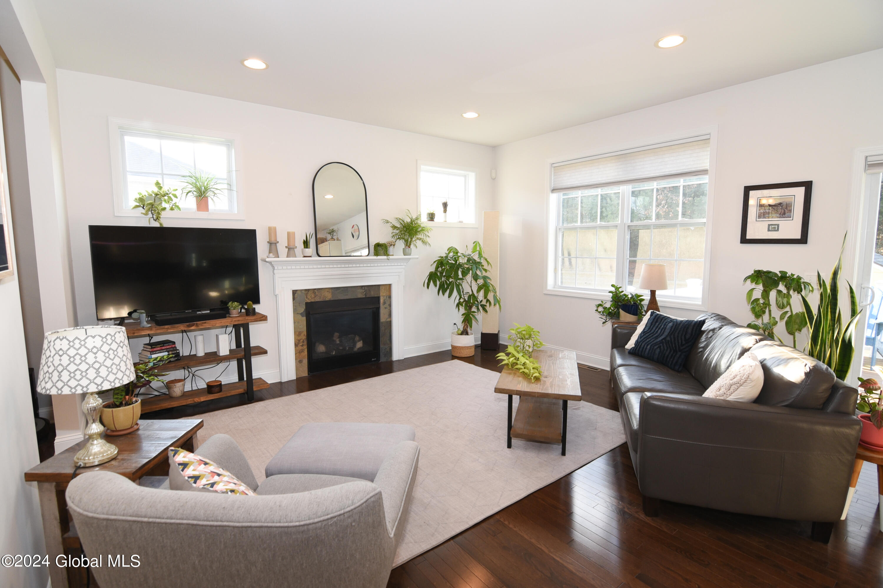 23 Pamela Lane in Saratoga Springs, NY Listed For 695,000.00 by