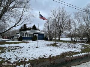 871 State Highway 162, Sprakers, NY 12166