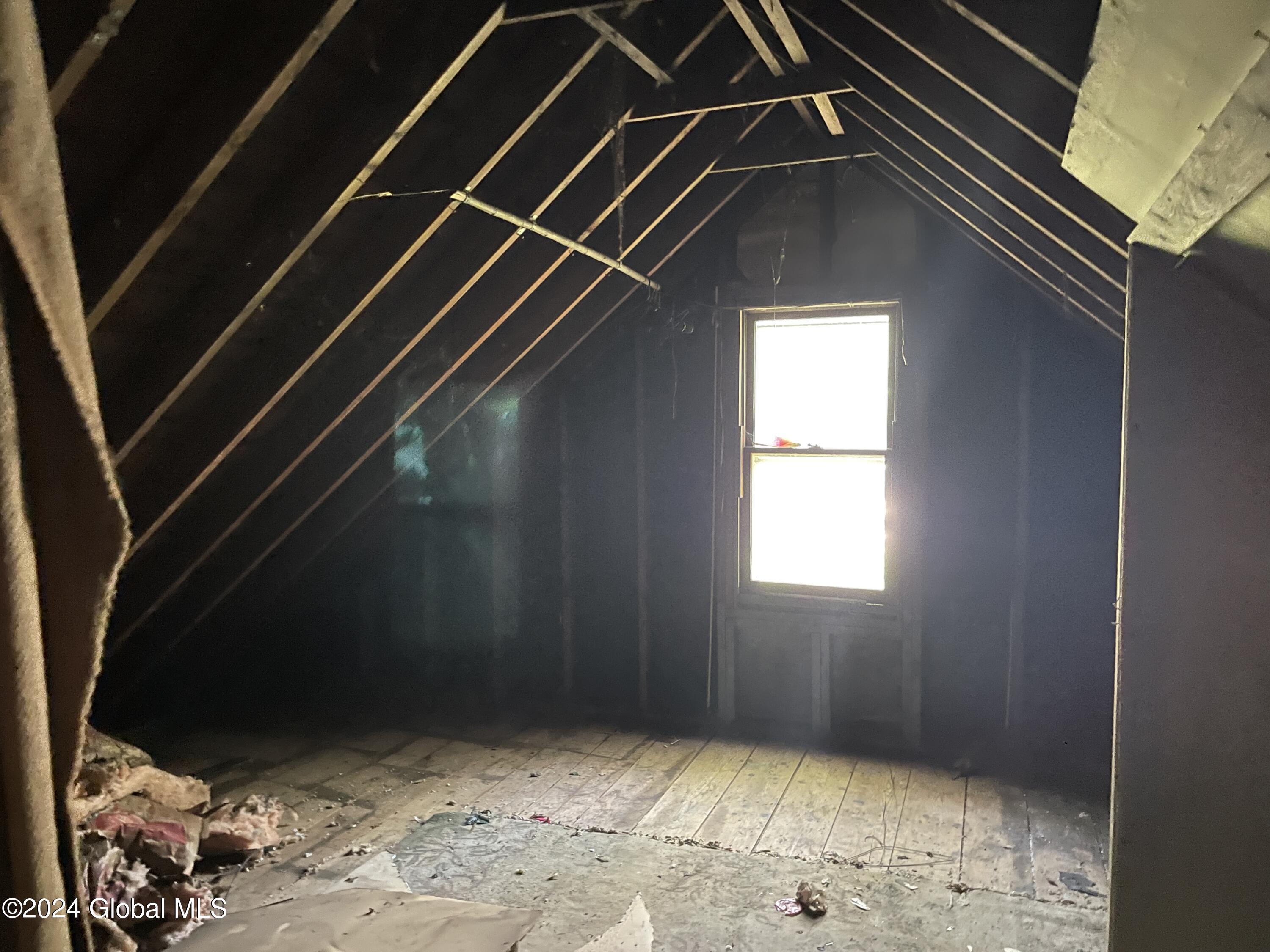 571 McQueen Road in Amsterdam, NY Listed For 69,900.00 by Destiny