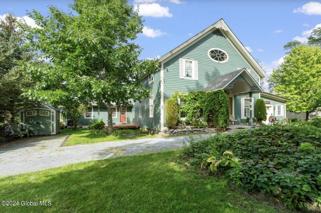 5 Champlain Shores Way Way in Crown Point, NY Listed For 649,000.00 by