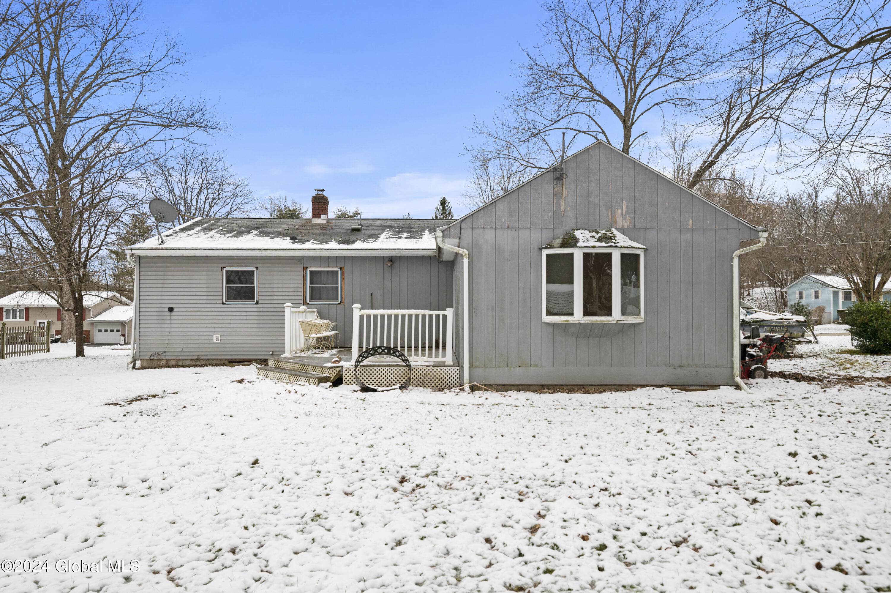 1004 Cloverlawn Road in Troy, NY Listed For 235,000.00 by Nicole