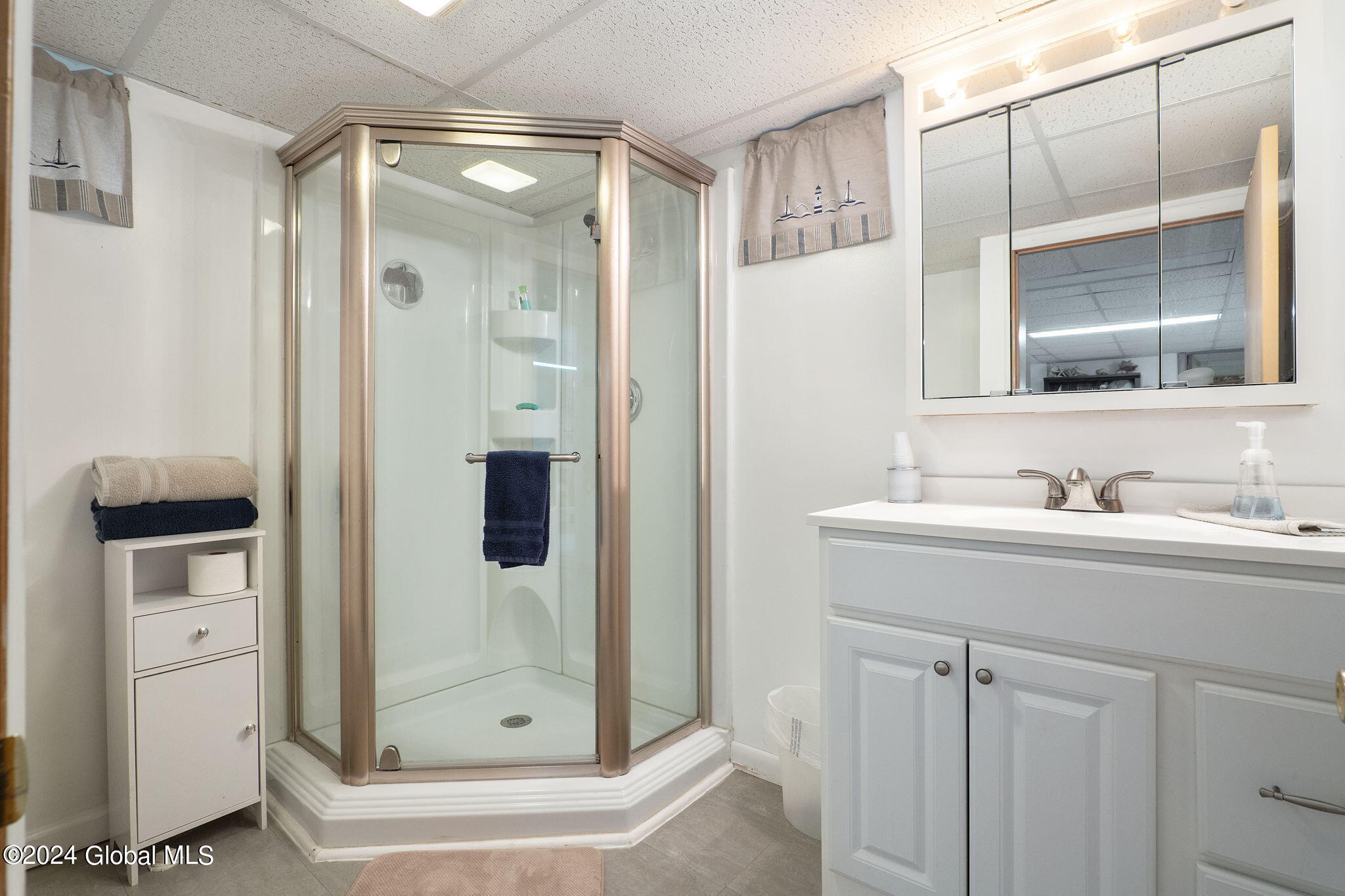 768 Lisha Kill Road in Niskayuna, NY Listed For 350,000.00 by Gina