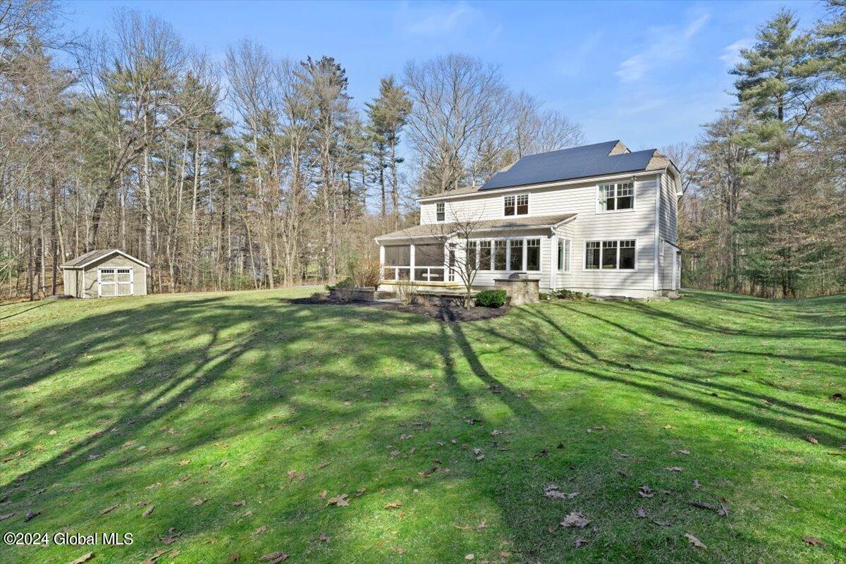 7 Summerfield Lane in Saratoga Springs, NY Listed For 1,050,000.00 by