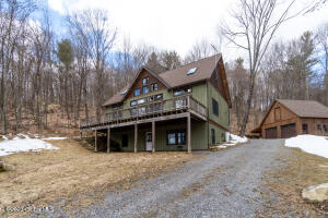 221 Young Road, Middle Grove, NY 12850