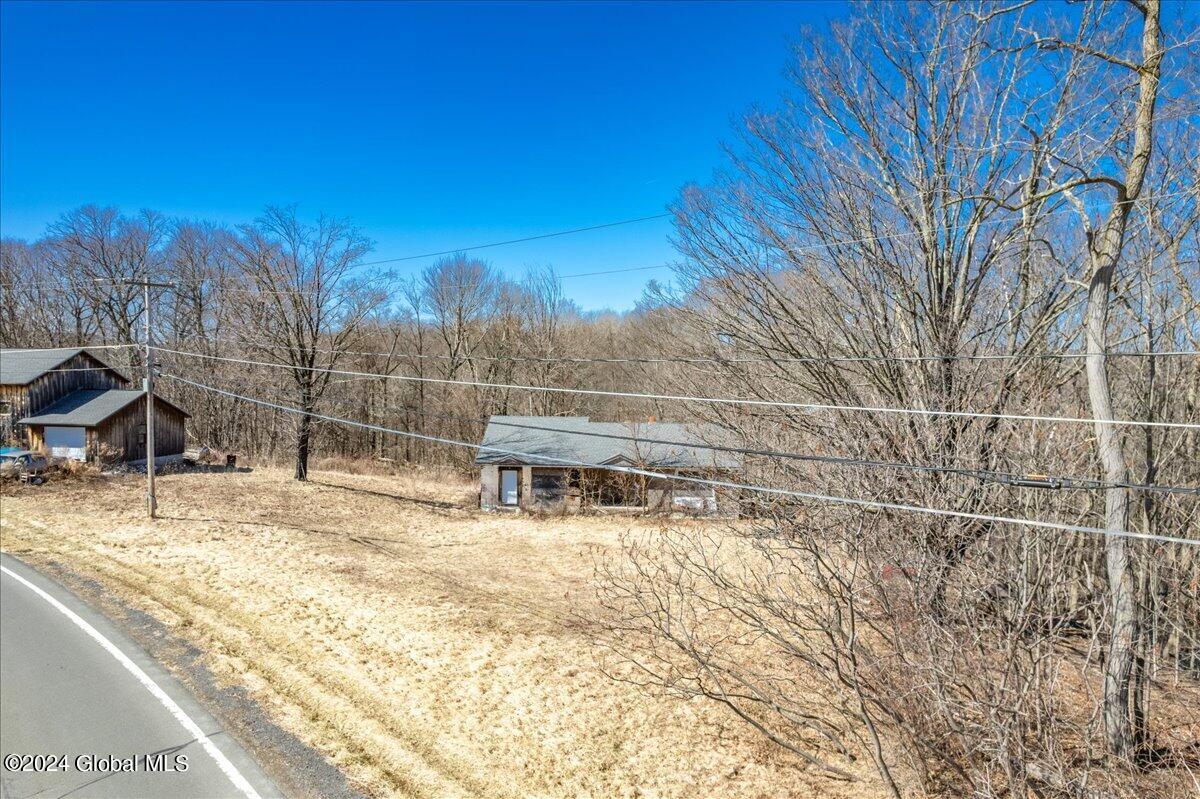 558 Quackenbush Road in Schenectady, NY Listed For 199,900.00 by Jill