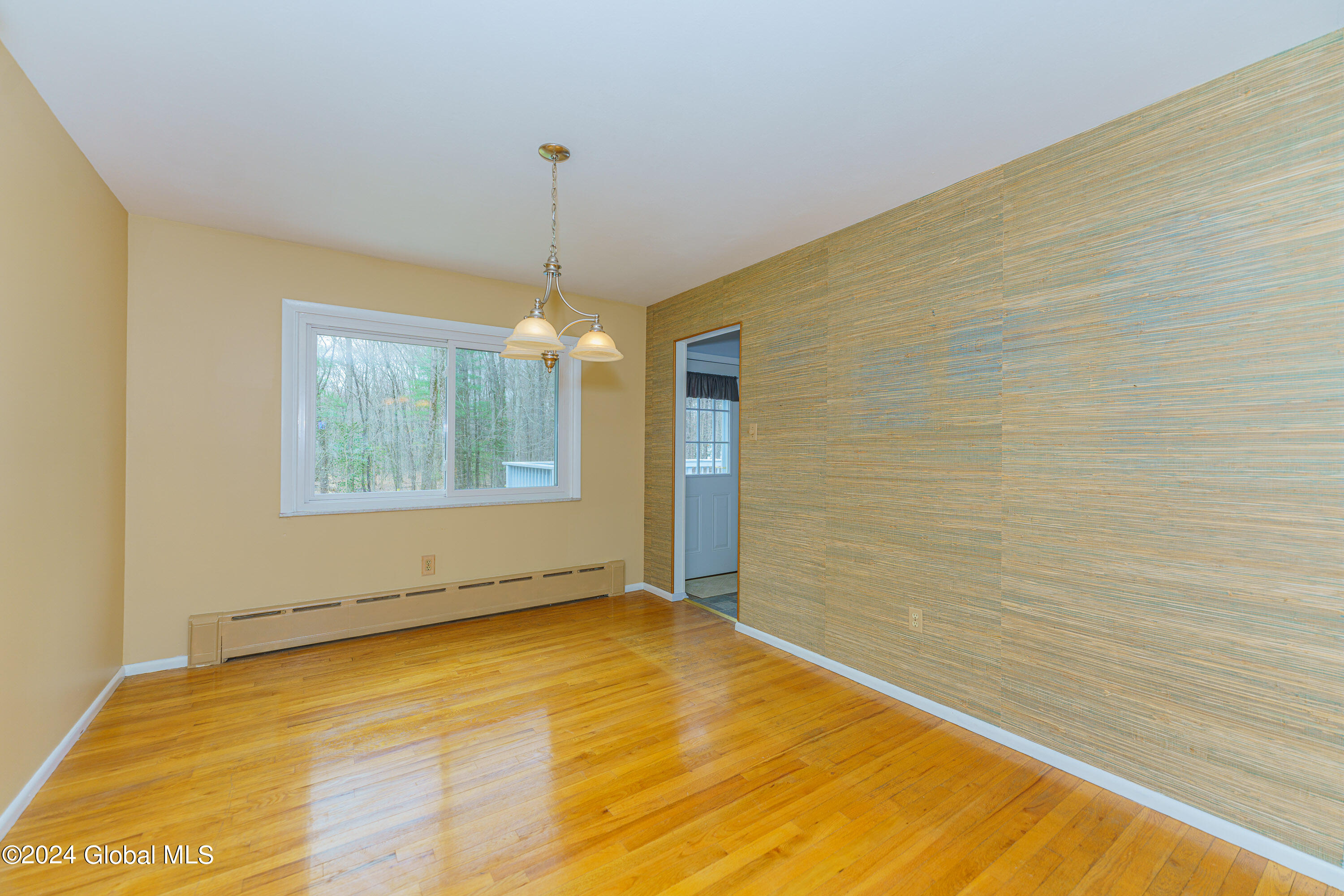 14 Tulip Terrace in Clifton Park, NY Listed For 350,000.00 by Sharon