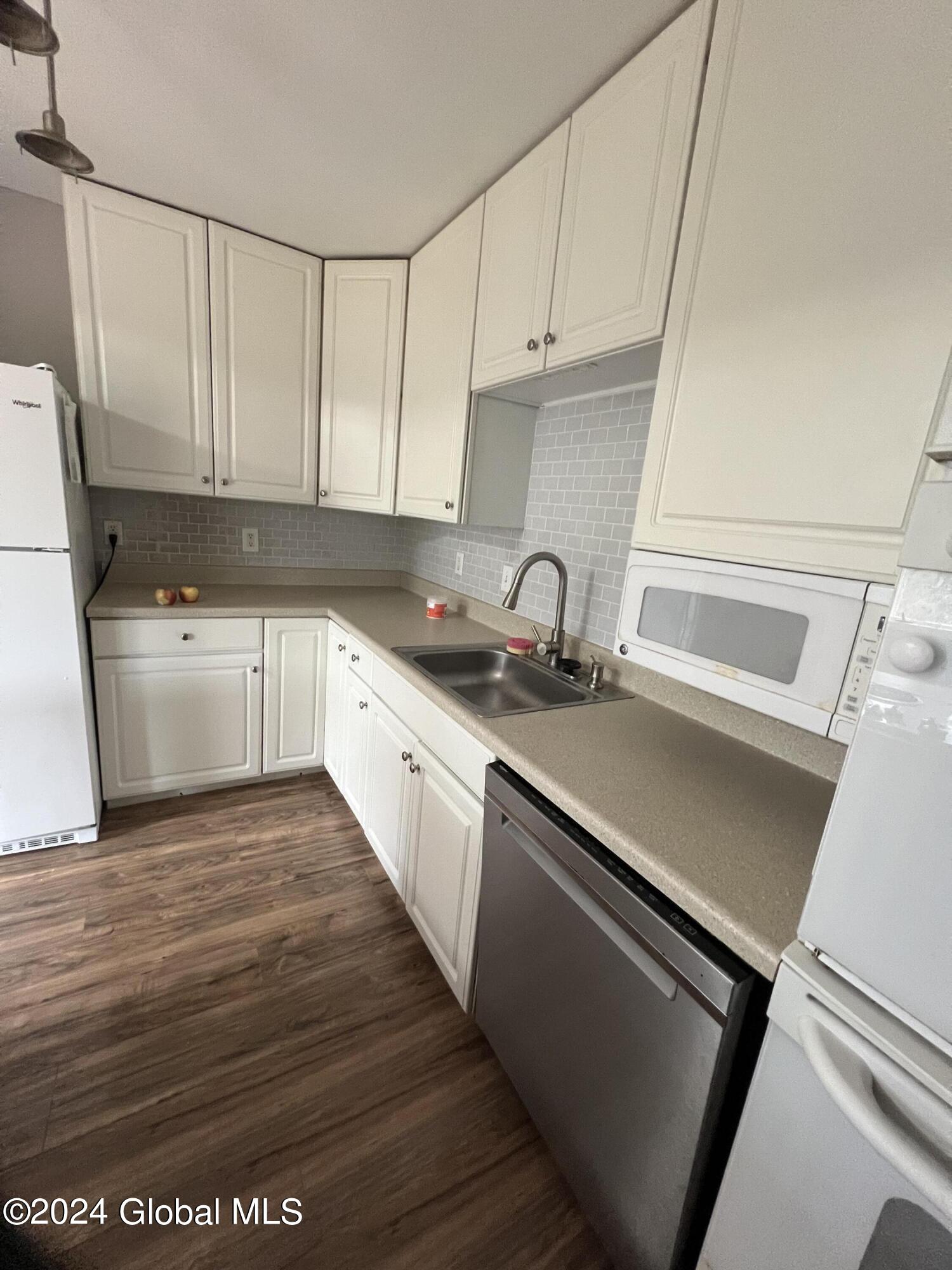 22 Hathorn Boulevard in Saratoga Springs, NY Listed For 2,650.00 by