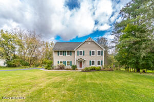 41 Lower Newtown Road, Waterford, NY 12188