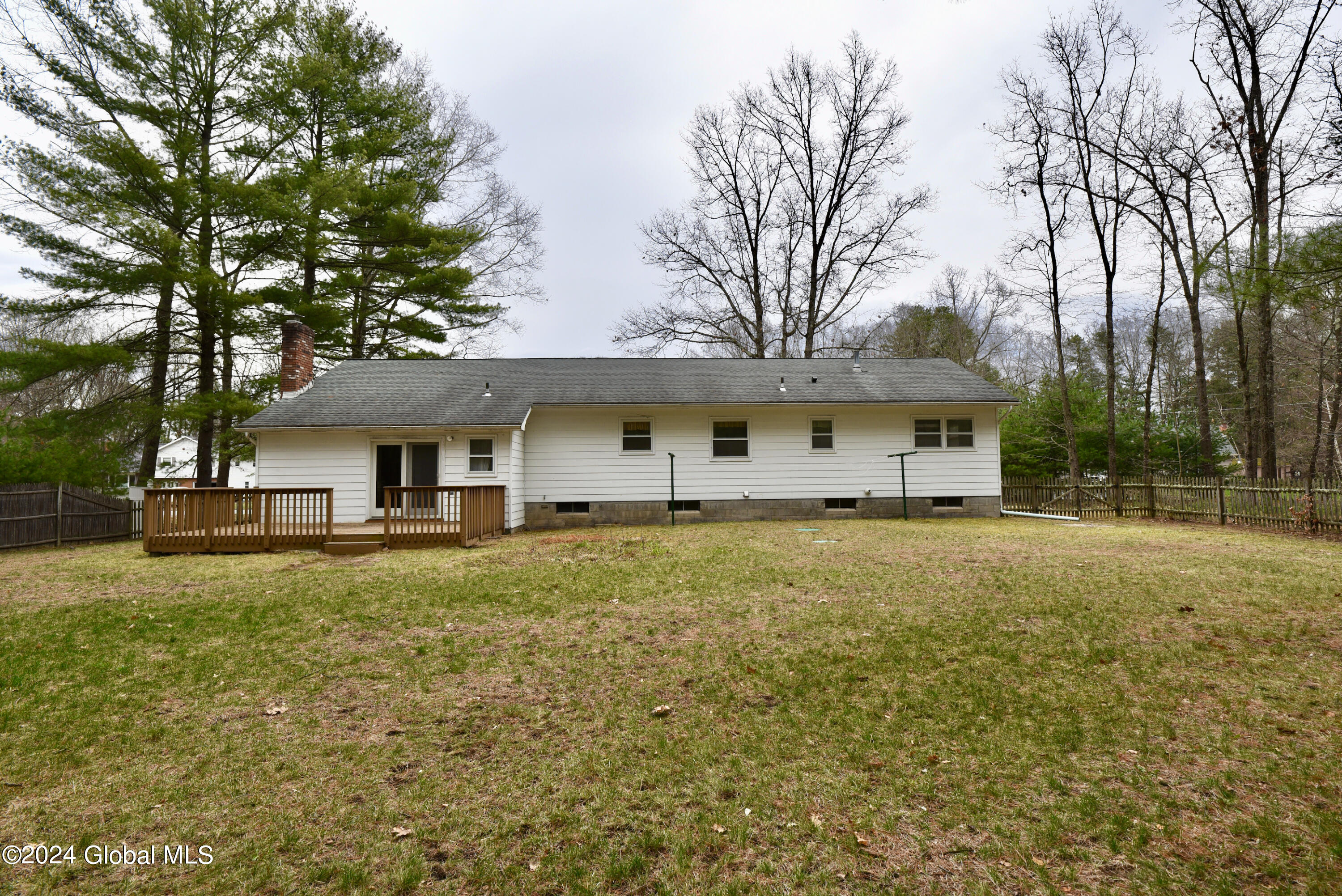 146 Juniper Drive in Ballston Spa, NY Listed For 349,000.00 by Joyce D