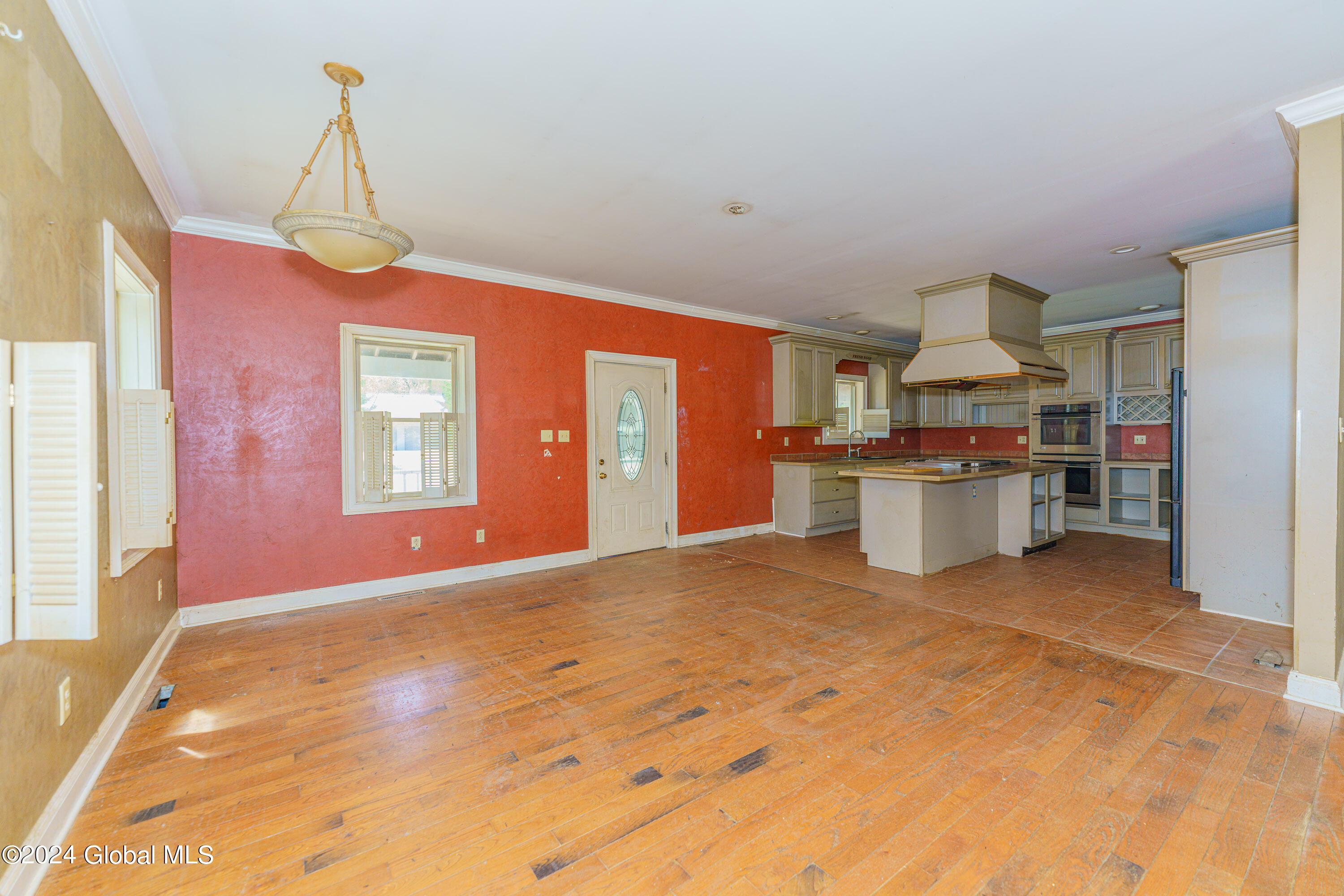 12 Hillside Avenue in Porter Corners, NY Listed For 179,950.00 by