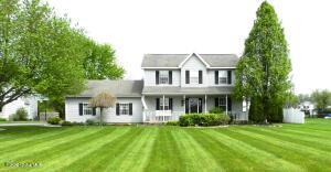 33 Berry Patch Drive, Queensbury, NY 12804