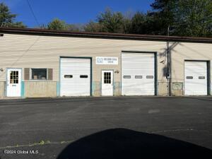 1862 Us-9, Castleton, NY 12033