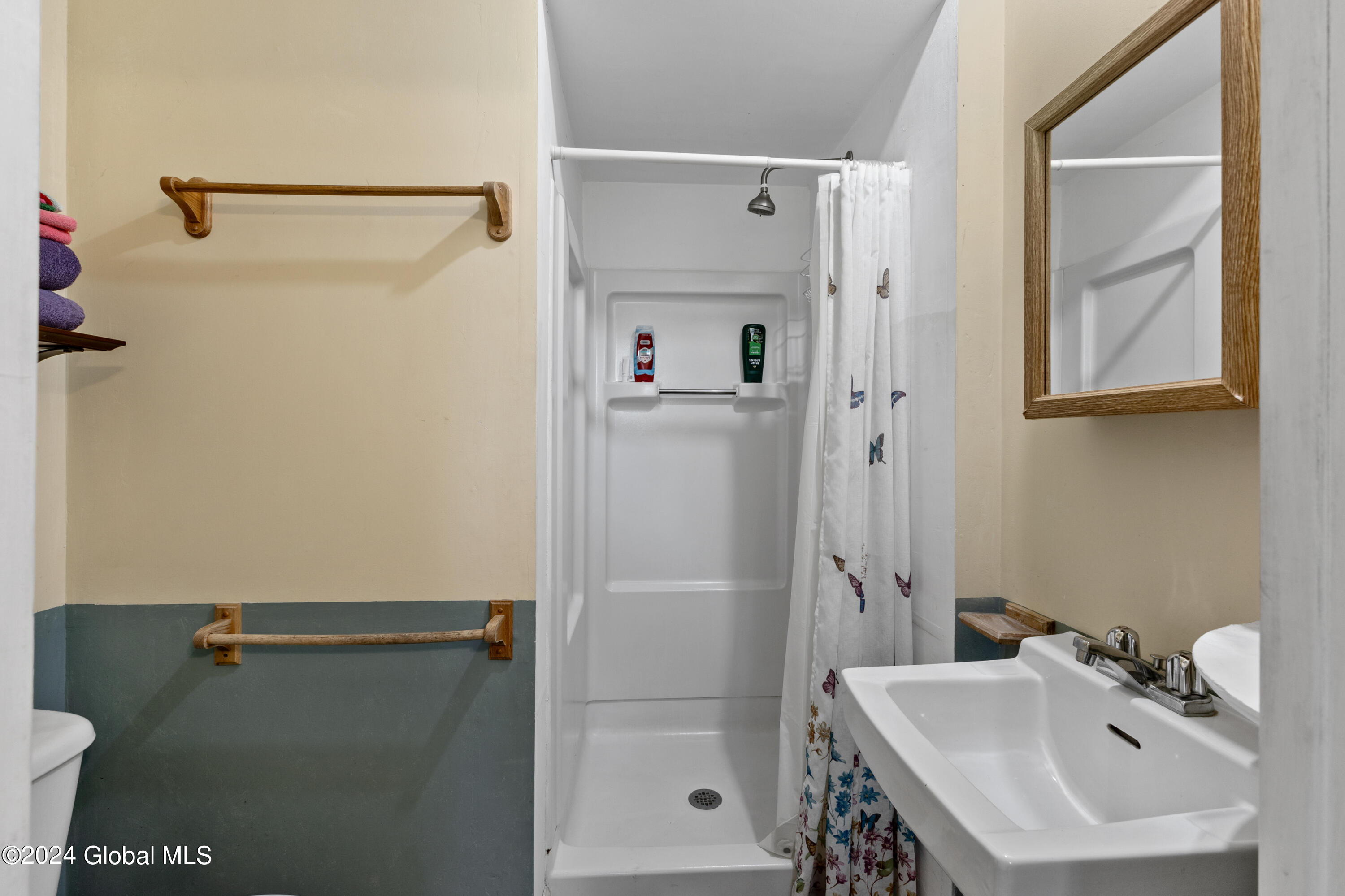 21 Murphy Lane, Saratoga Springs, NY Property Listing from DaviesDavies