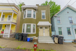 285 10th Street Troy, NY 12180