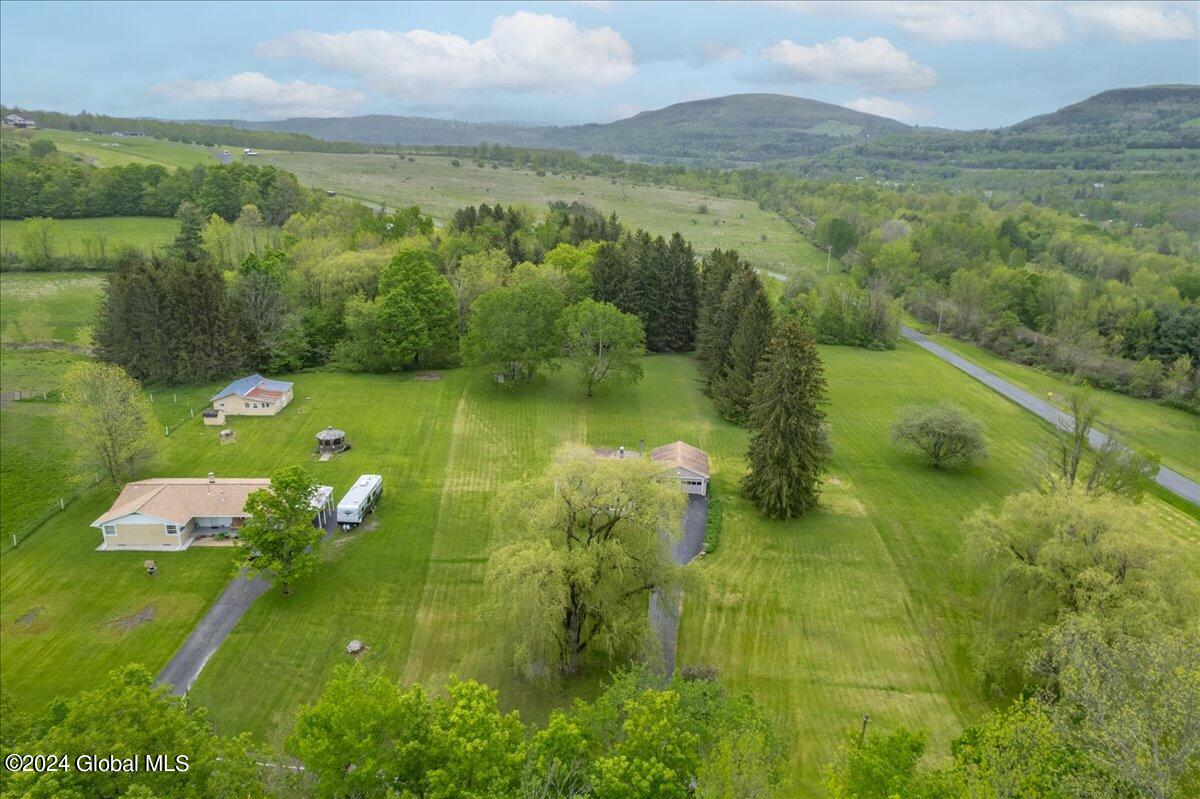 406 Caverns Road in Howes Cave, NY Listed For $379,000.00 by Carter ...