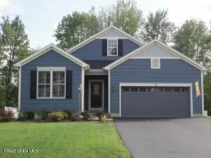 2 Wheatfield Way Mechanicville, NY 12118