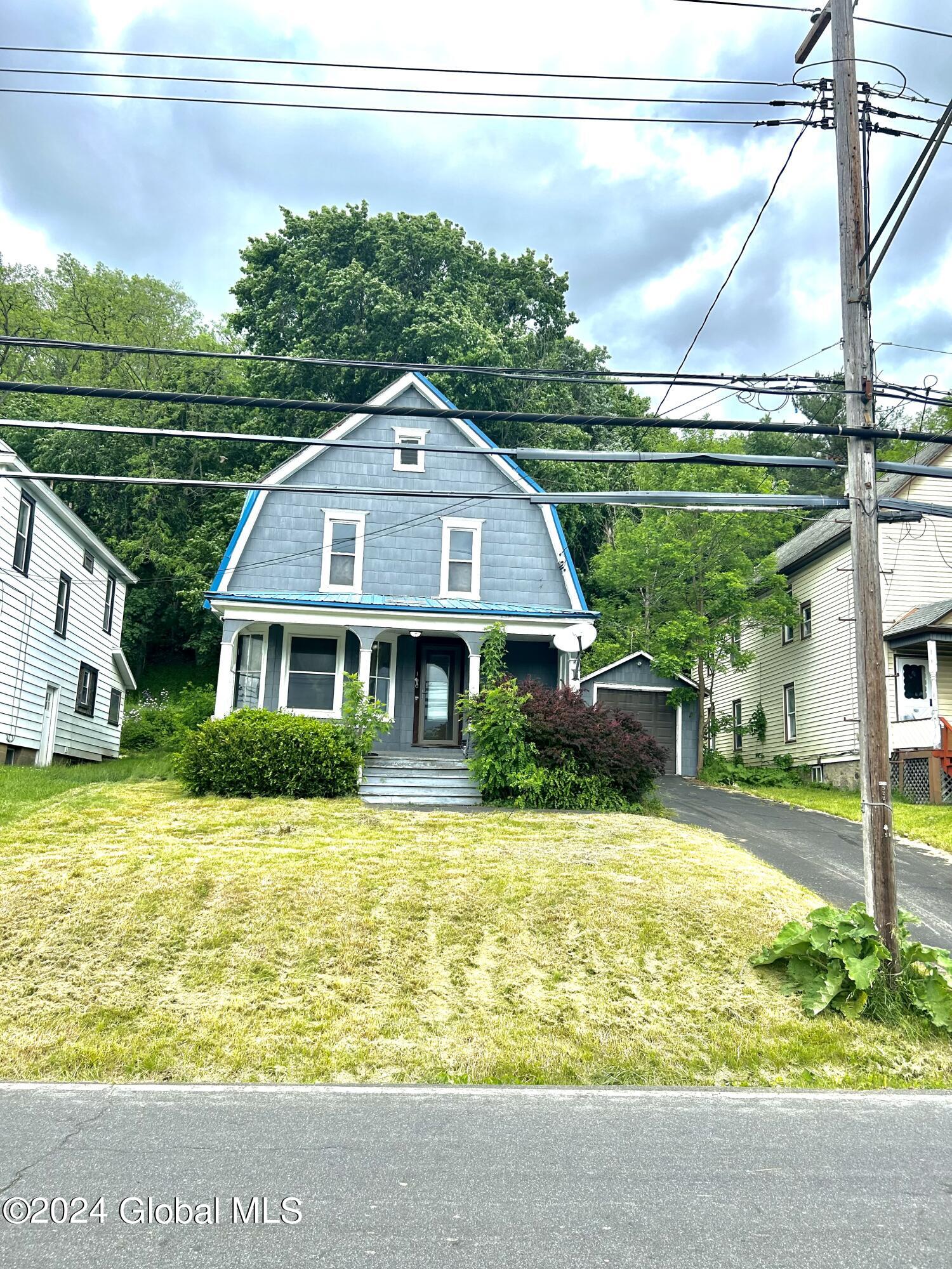 166 Chapman Drive, Amsterdam, NY Property Listing from DaviesDavies