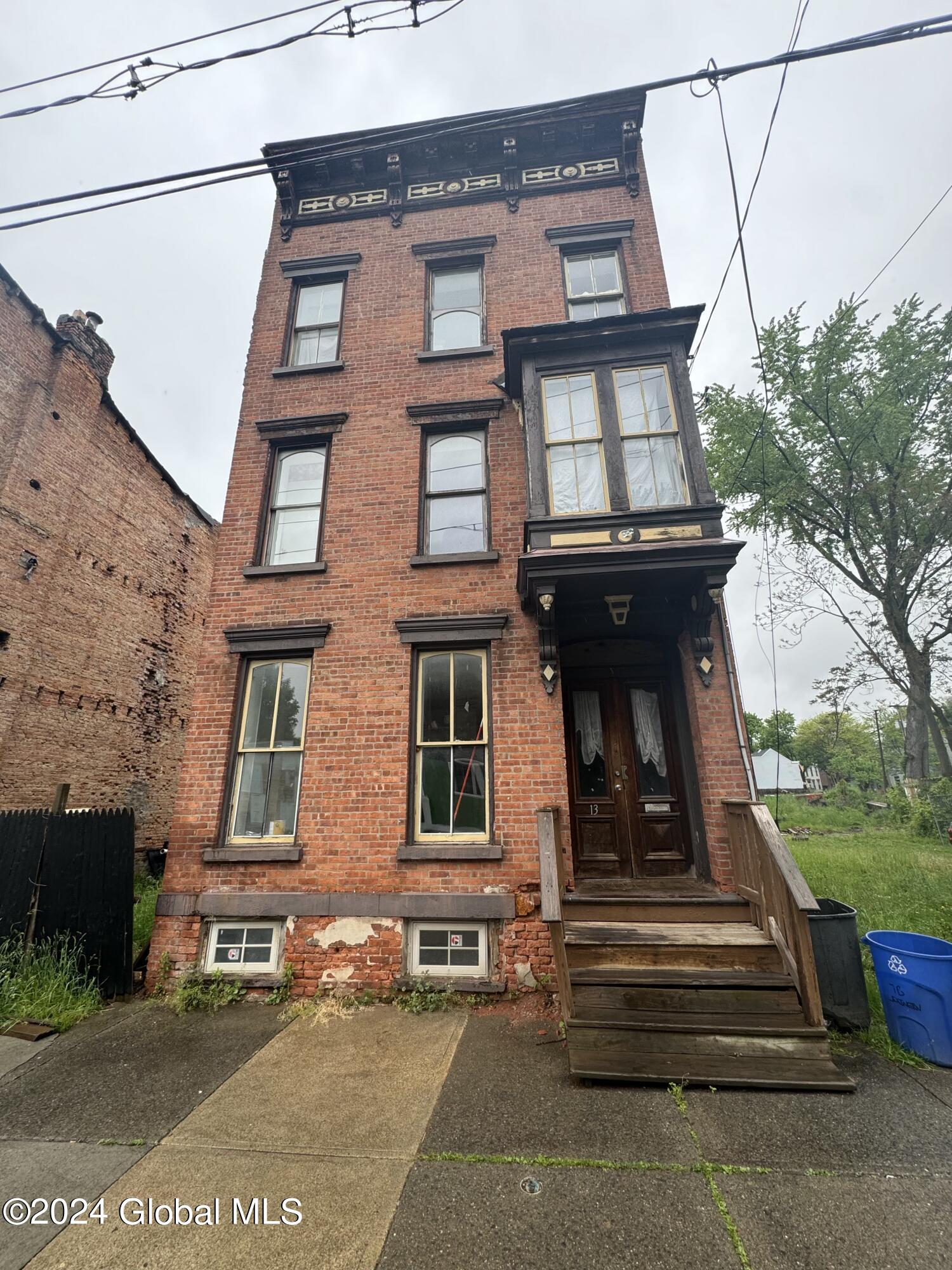 13 Lexington Avenue, Albany, NY Property Listing from DaviesDavies