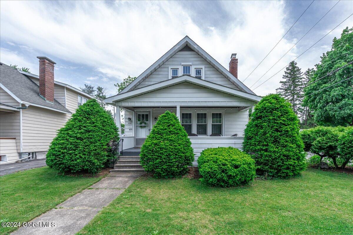 1102 Baker Avenue, Schenectady, NY Property Listing from DaviesDavies