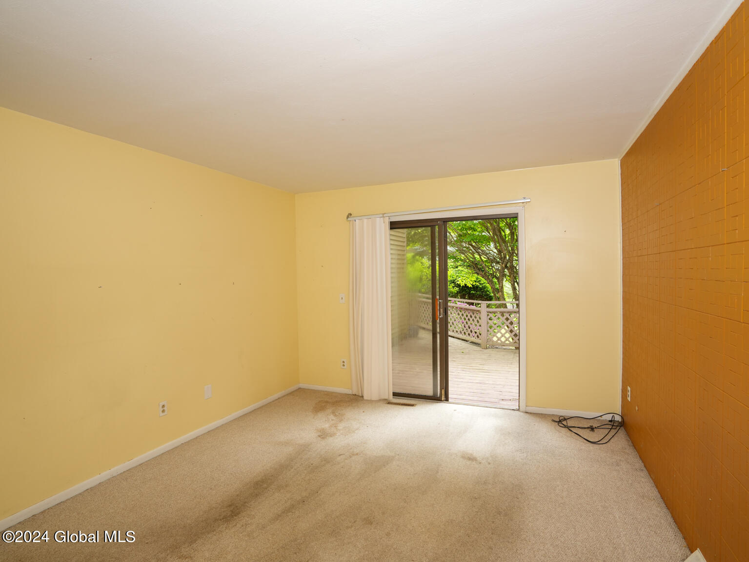 10 Loudonwood East in Loudonville, NY Listed For 300,000.00 by Wendi